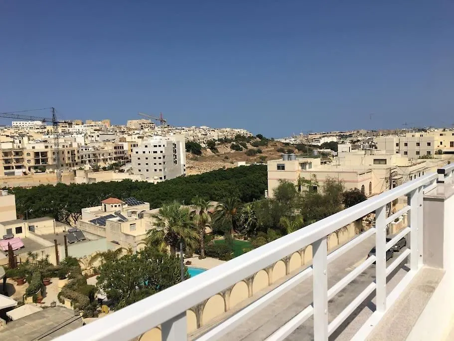 Champagne Supernova Penthouse Apartment Santa Vennera