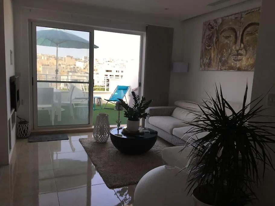 Champagne Supernova Penthouse Apartment Santa Vennera