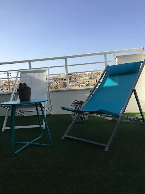 Champagne Supernova Penthouse Apartment Santa Vennera Malta