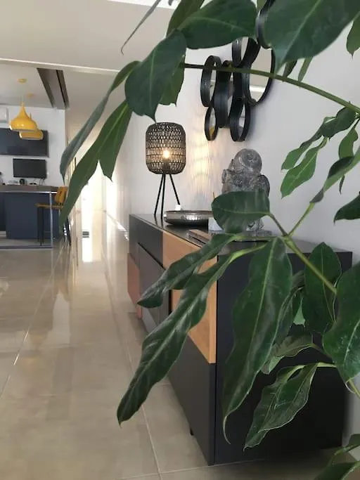 Appartement Champagne Supernova Penthouse à Santa Vennera